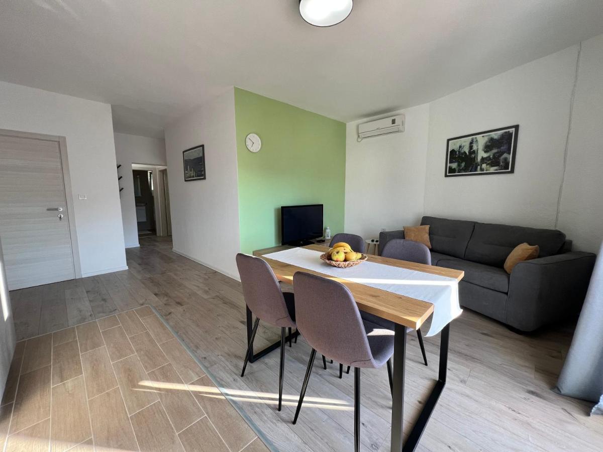 Kaala Apartments Supetarska Draga Ngoại thất bức ảnh