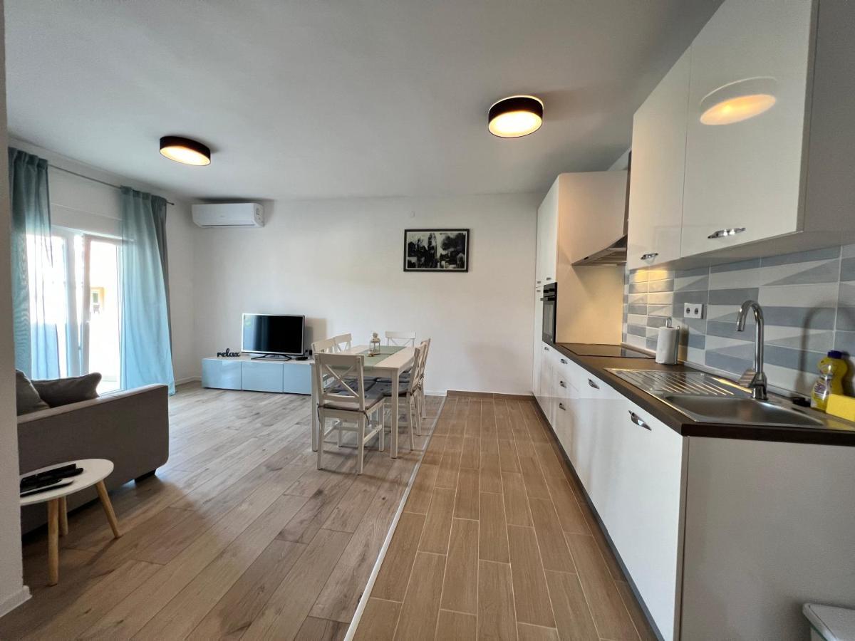 Kaala Apartments Supetarska Draga Ngoại thất bức ảnh