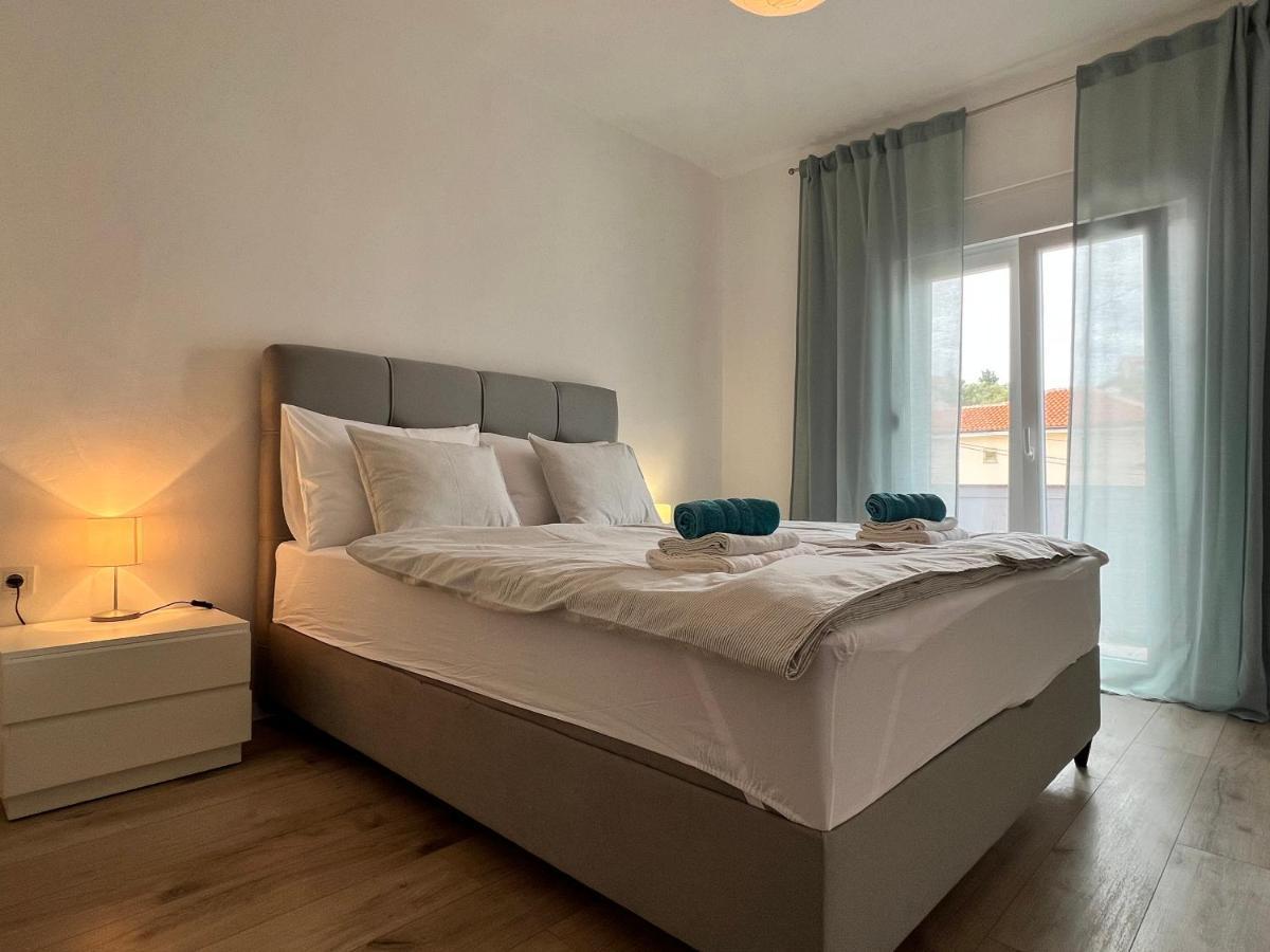 Kaala Apartments Supetarska Draga Ngoại thất bức ảnh
