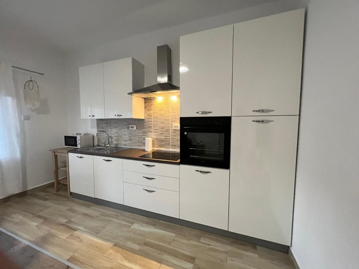 Kaala Apartments Supetarska Draga Ngoại thất bức ảnh