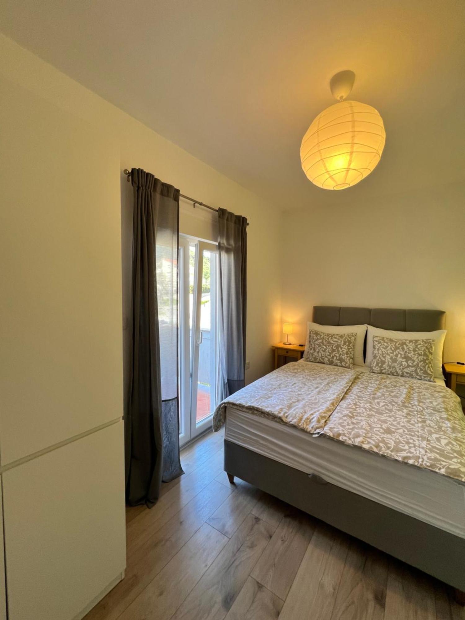 Kaala Apartments Supetarska Draga Ngoại thất bức ảnh